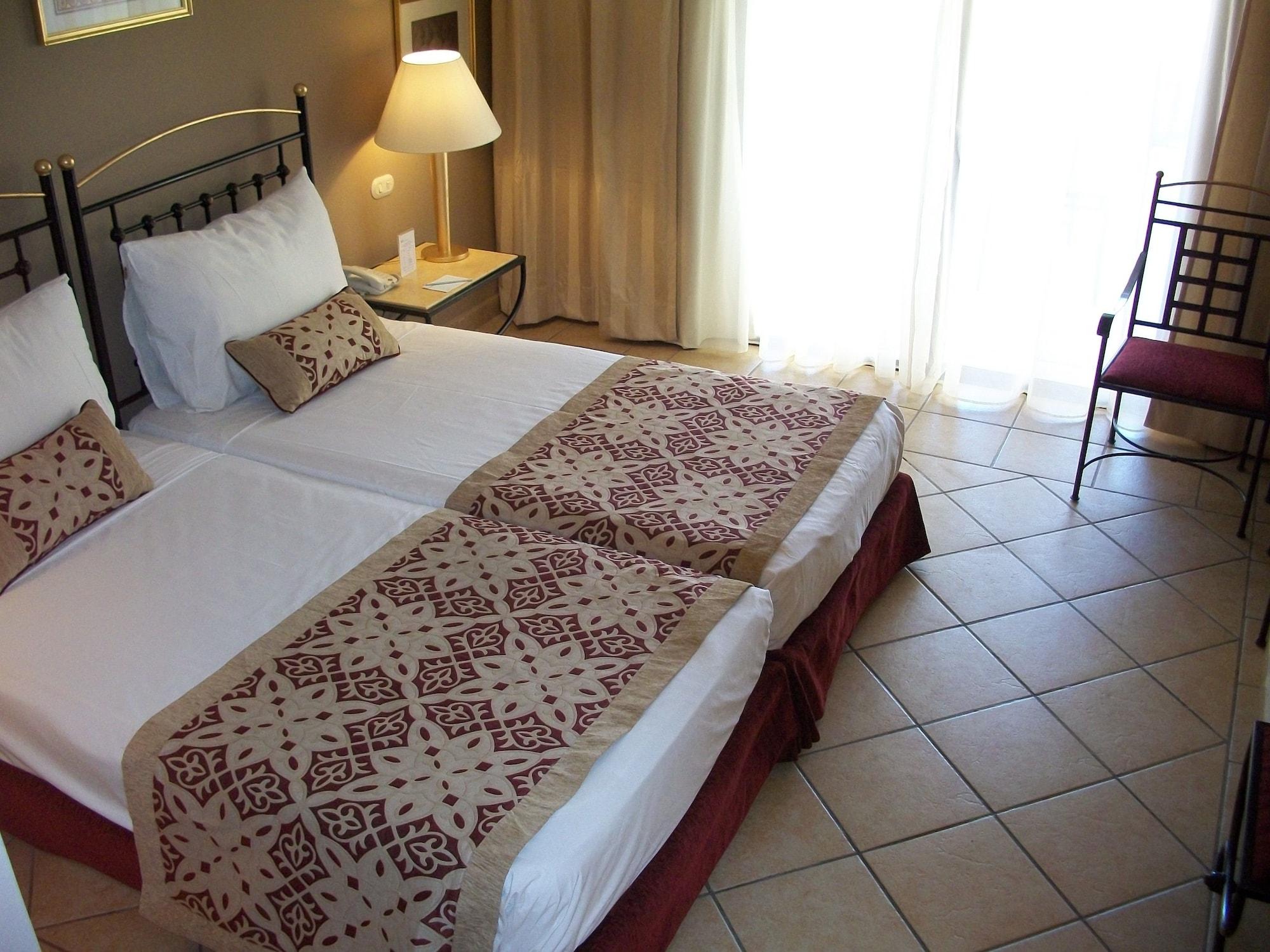Jaz Makadi Saraya Resort Hurghada Extérieur photo A bed runner