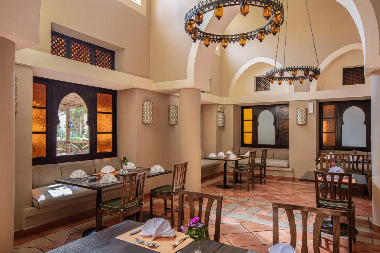 Jaz Makadi Saraya Resort Hurghada Extérieur photo The restaurant