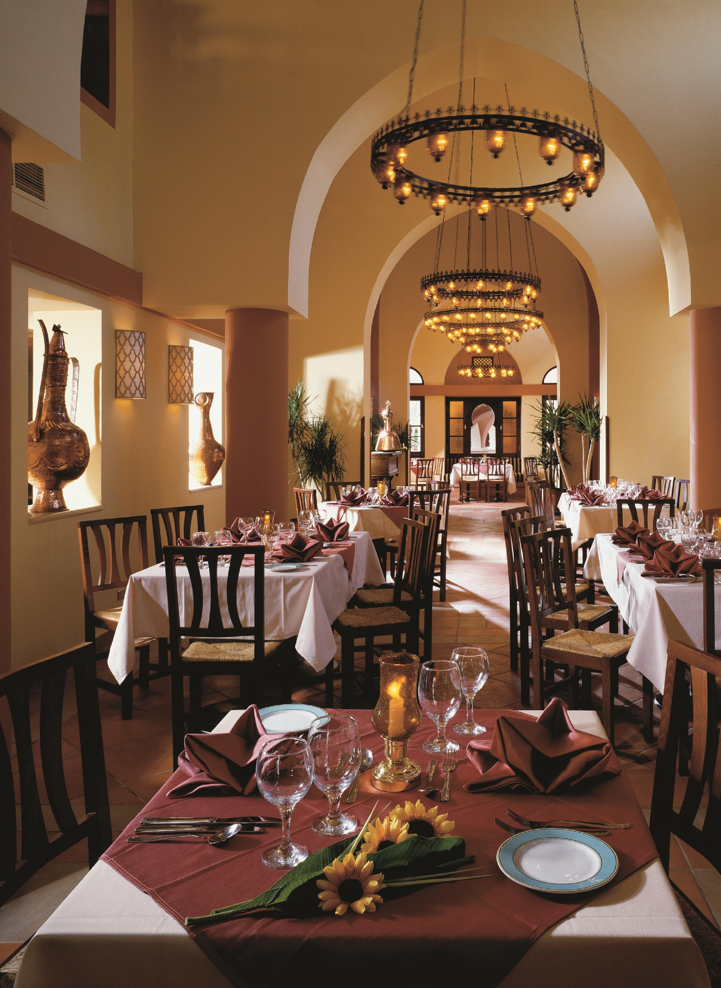 Jaz Makadi Saraya Resort Hurghada Extérieur photo The restaurant
